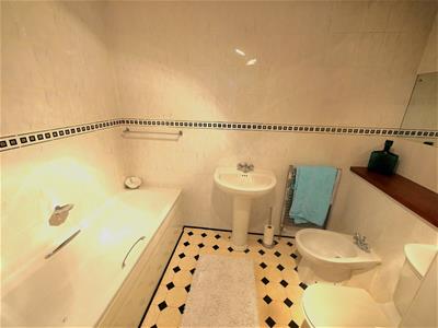 Picture 11